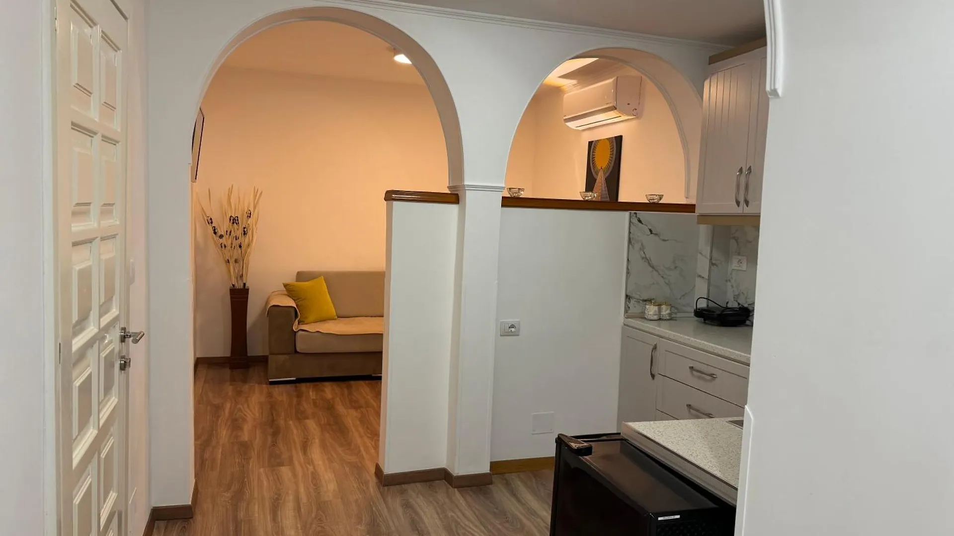 Apartment Double17 Apartaments Gjirokaster