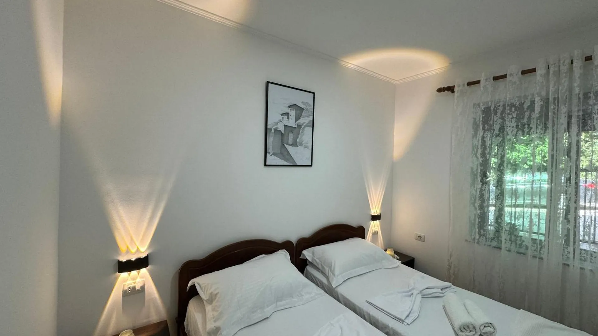 Double17 Apartaments Gjirokaster Apartment