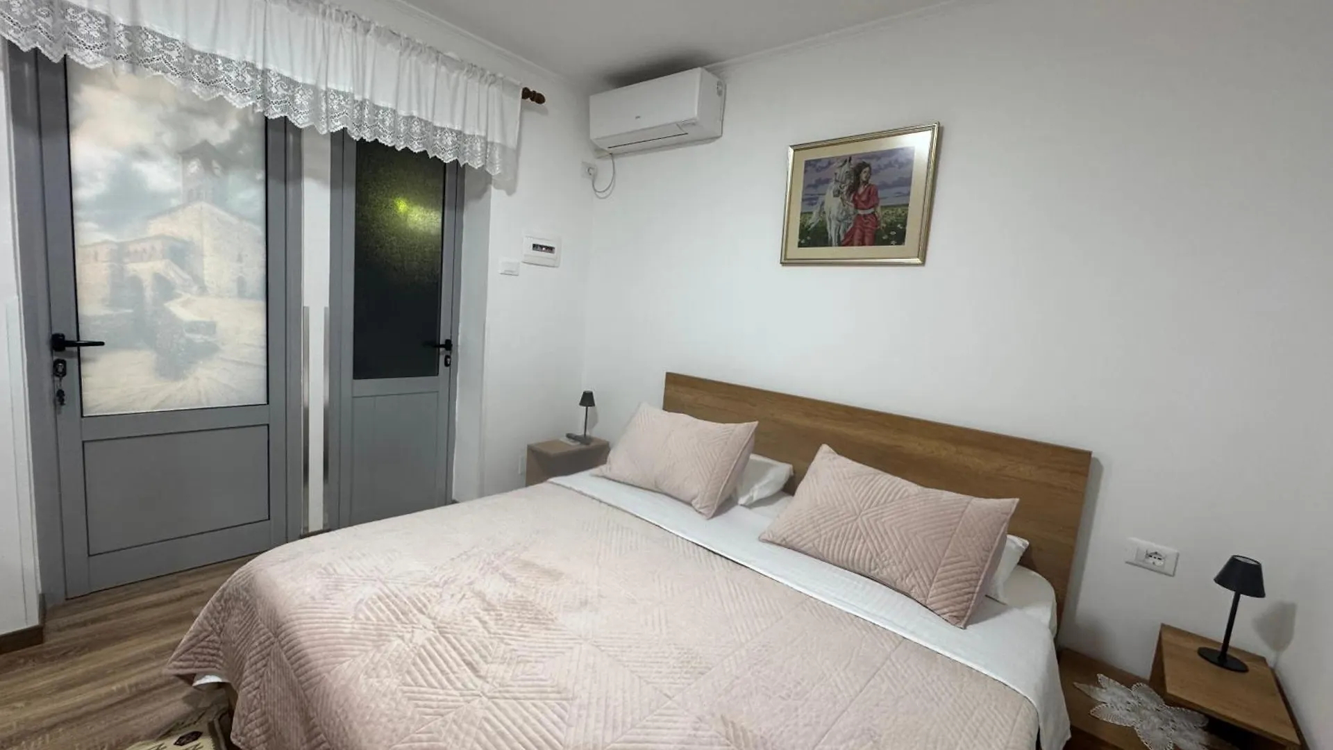 Apartment Double17 Apartaments Gjirokaster Albania